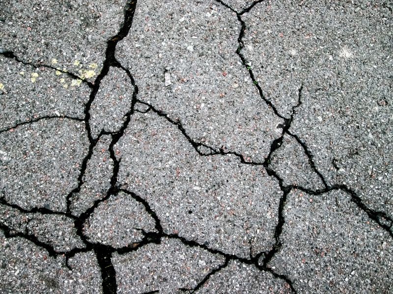 Driveway Crack Filling